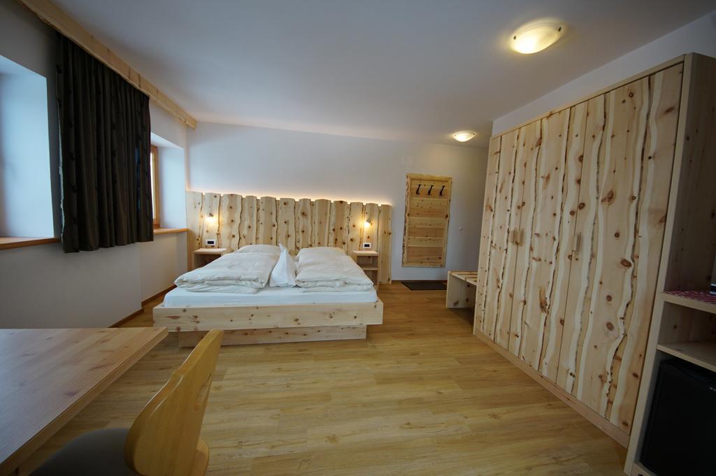 Garni Sirio Aparthotel Colfosco Exterior photo